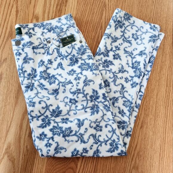 Ralph Lauren White Stretch Denim Blue Floral Detail Size 10 Petite - Picture 1 of 9